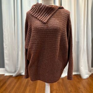 Max Studio brick brown ribbed split neck kaftan sweater women’s size XS EUC
